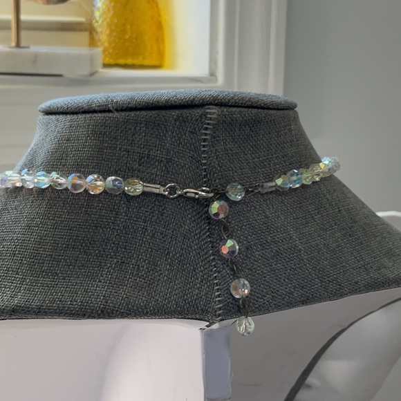 Vintage 1960’s Glass Aurora Beaded Adjustable Necklace. Absolutely Gorgeous! - Picture 8 of 10